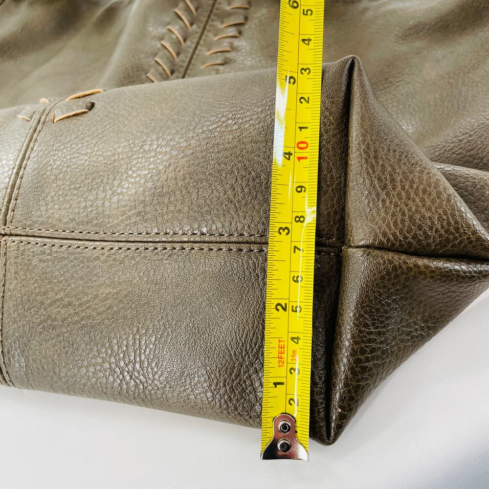 CARLOS by CARLOS SANTANA Green Brown Hobo Tassel Bag Purse Tote - Picture 10 of 11